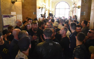 У Львові стався штурм міськради: всі подробиці