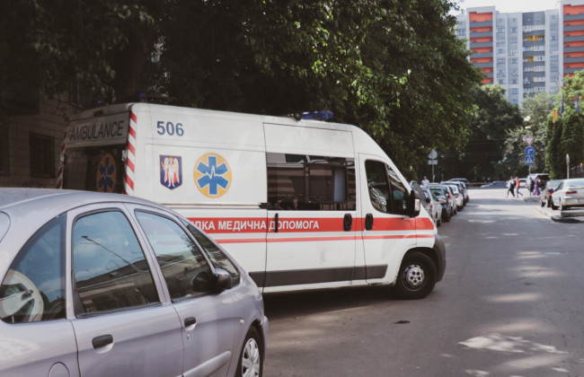 Жуткое падение: мужчина выпал с 12 этажа в Киеве