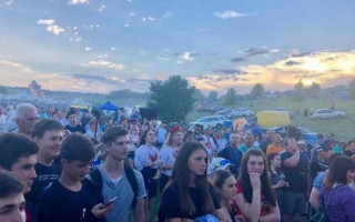 На відомому фестивалі обвалилася сцена: є загиблий і постраждалі