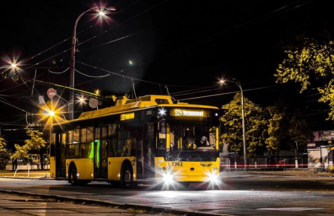 На заметку киевлянам:  ночной троллейбус изменит маршрут