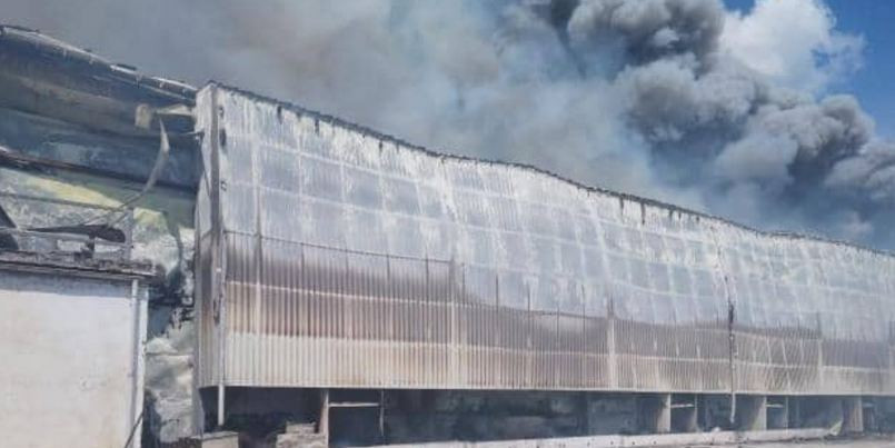 Под Киевом вспыхнул масштабный пожар: горит птицефабрика