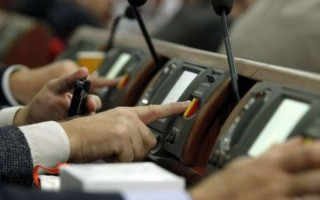 Покарання за воєнні злочини та катування: Рада підтримала законопроект