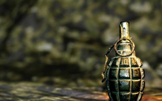 Под Луганском прогремел взрыв: мужчина подорвал гранатой себя и сожительницу