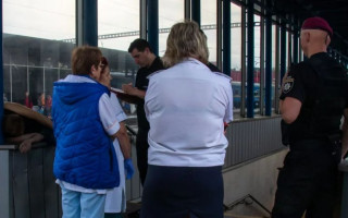 В Киеве на вокзале нашли мертвым мужчину с билетом на поезд: что известно