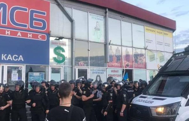 Серьезный конфликт в Харькове: появились фото и видео