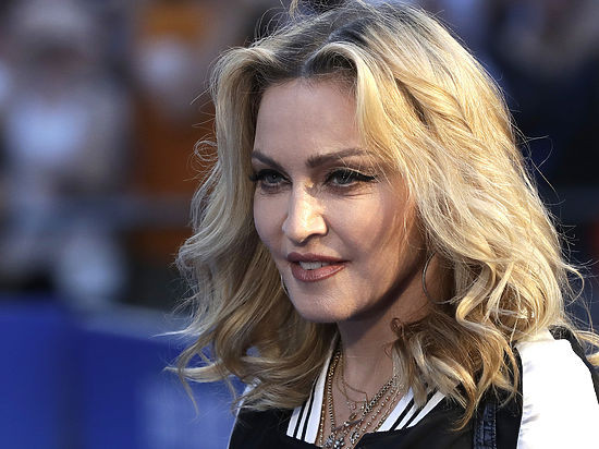 Мадонна заявила о домогательствах Харви Вайнштейна, а Кэтти Перри обвинили в смерти монахини: новости шоубиза