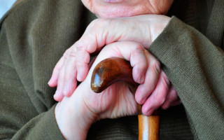 Били ради денег: в Запорожской области напали на пенсионеров