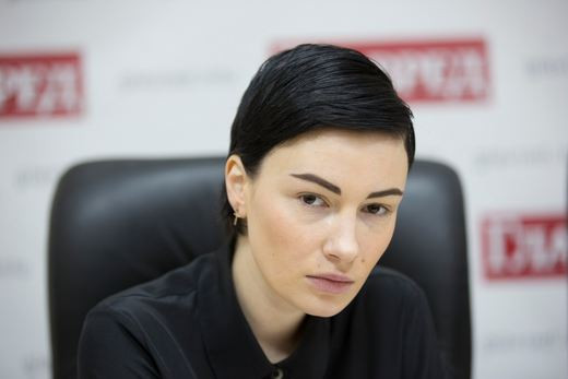 Приходько выиграла суд против Порошенко, а солист Rammstein избил фаната: новости шоубиза