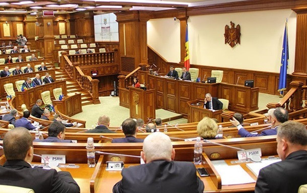 В Молдавии сформировалось новое правительство: что сейчас происходит в стране