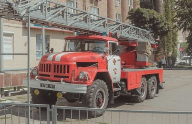 Дитяча поліклініка палала у Києві: перші подробиці