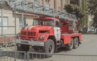 Дитяча поліклініка палала у Києві: перші подробиці