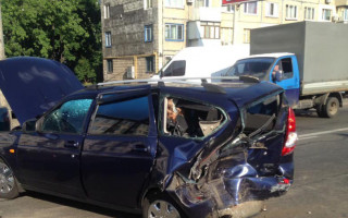 Масштабное ДТП в Киеве: столкнулись четыре автомобиля