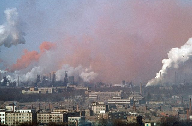 Киян попередили про сильне забруднення повітря