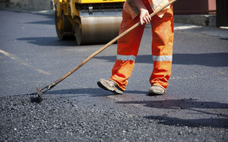 В Киеве на ночь перекроют движение транспорта: назвали место и время