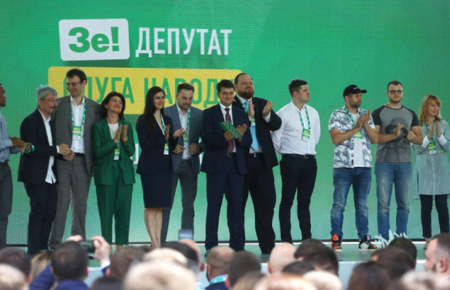 В списке партии «Слуга народа» появилась функция лайков и дизлайков: кто лидирует