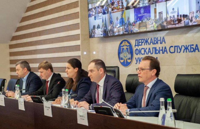 Процесуальні хитрощі у суді блокують створення нової Митної служби