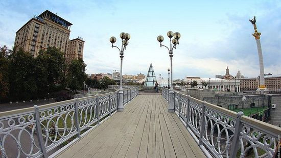 В Киеве на ремонт закрывают еще один мост