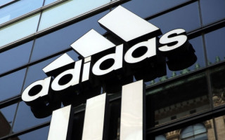 Суд ЕС признал недействительной торговую марку Adidas