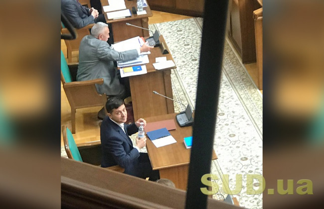 У Зеленского ждут решения КСУ по досрочным выборам уже сегодня