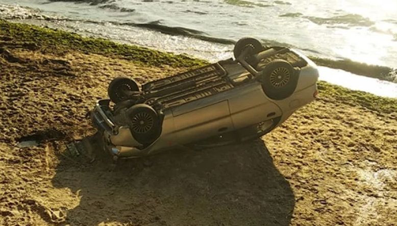 ЧП в Одессе: на пляж с обрыва упал автомобиль