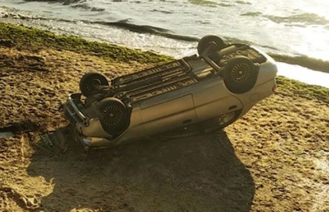 ЧП в Одессе: на пляж с обрыва упал автомобиль