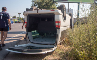 Приземлился на крышу: под Киевом произошло жуткое ДТП с автобусом