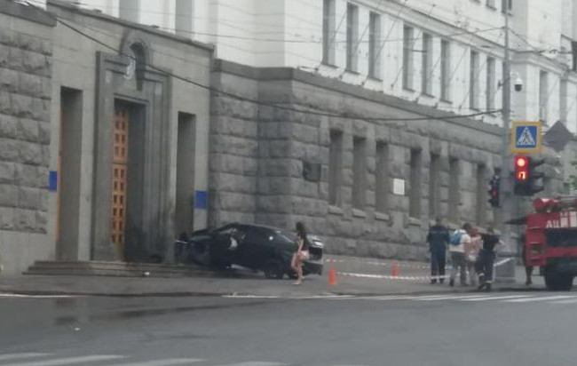 Резонансное ДТП в Харькове: появилось видео