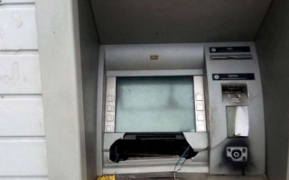 Зухвале пограбування банкомату сталося на Житомирщині: є подробиці