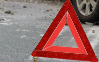 Перехрестив постраждалих і втік: у Києві впіймали водія, який збив двох дівчат