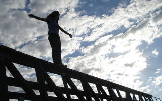 Киевлян поразили опасными развлечениями молодежи