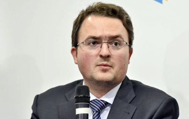 Зеленський призначив постійного представника Президента в АР Крим