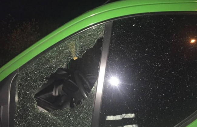 У Франківську водій на ходу стріляв у інше авто