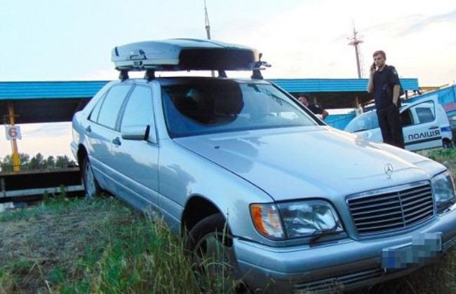Дерзкий студент угнал Mercedes в Киеве: что известно