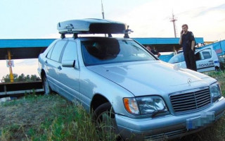 Дерзкий студент угнал Mercedes в Киеве: что известно