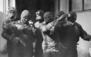 Чернобыльская авария: Зеленский наградил водолазов-ликвидаторов