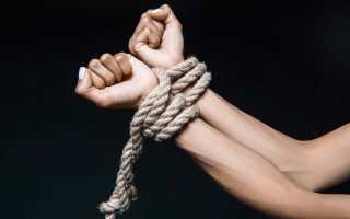 100 «рабів» у «реабілітаційних центрах» на Донеччині тримав росіянин: є подробиці