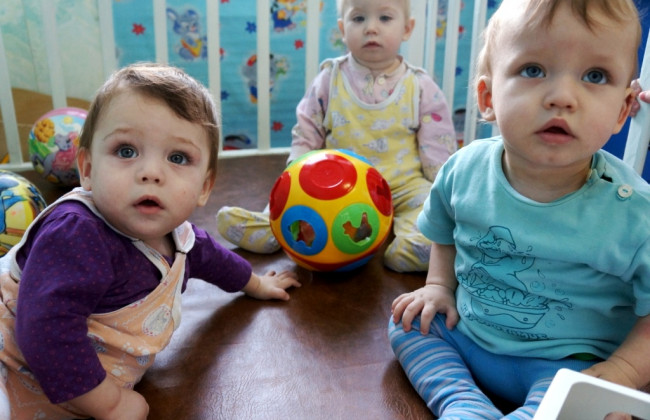 Денежные выплаты детям-сиротам: как получить средства от правительства