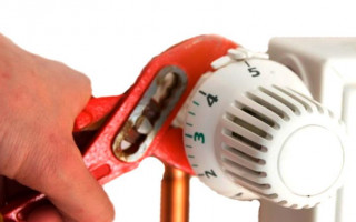 Відключення споживачів від опалення та гарячої води: суд розгляне позов до Мінрегіонбуду