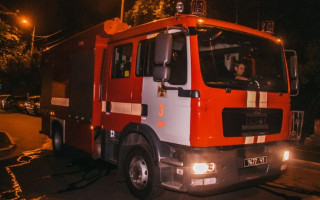 В Киеве горел Lexus: что известно