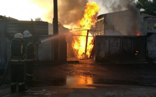 Под Киевом сгорела АЗС: первые подробности