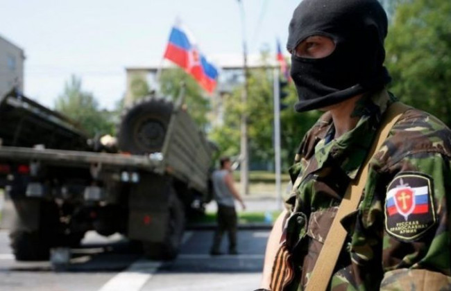 Терористи масово розповсюджують фейки про розведення військ