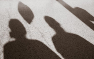 «Розважались»: підлітки розтрощили цвинтар на Херсонщині