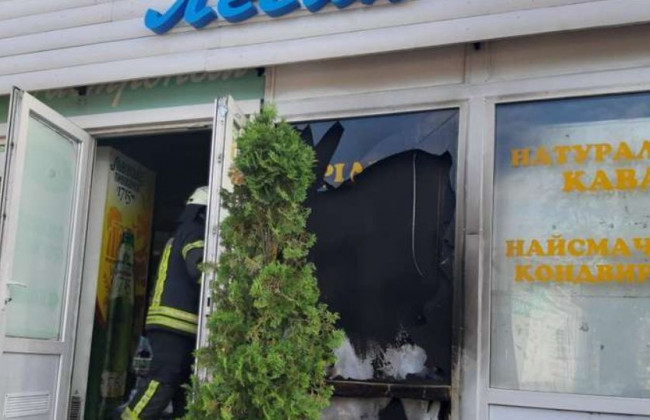 Моторошна пожежа сталася у магазині під Києвом