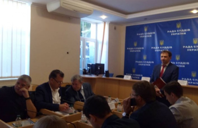 Рада суддів розглядає нагальні для судів питання, текстова трансляція