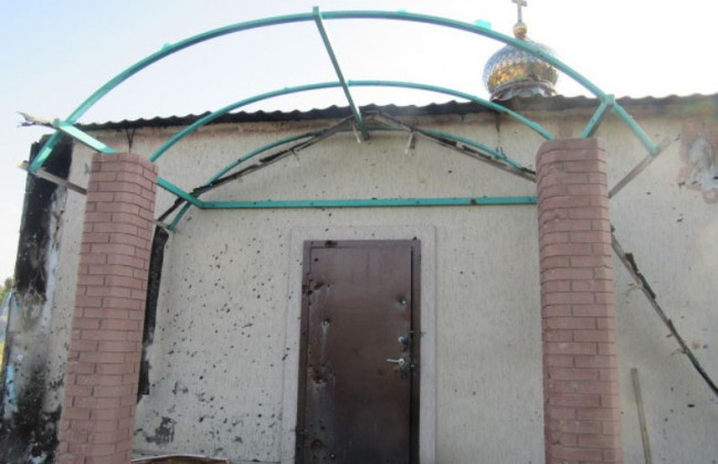 На Донбассе боевики обстреляли православный храм: есть подробности