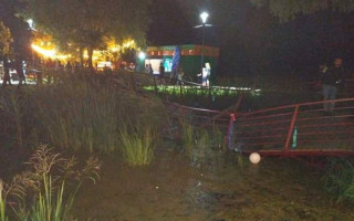 Під Києвом завалився міст: перші подробиці