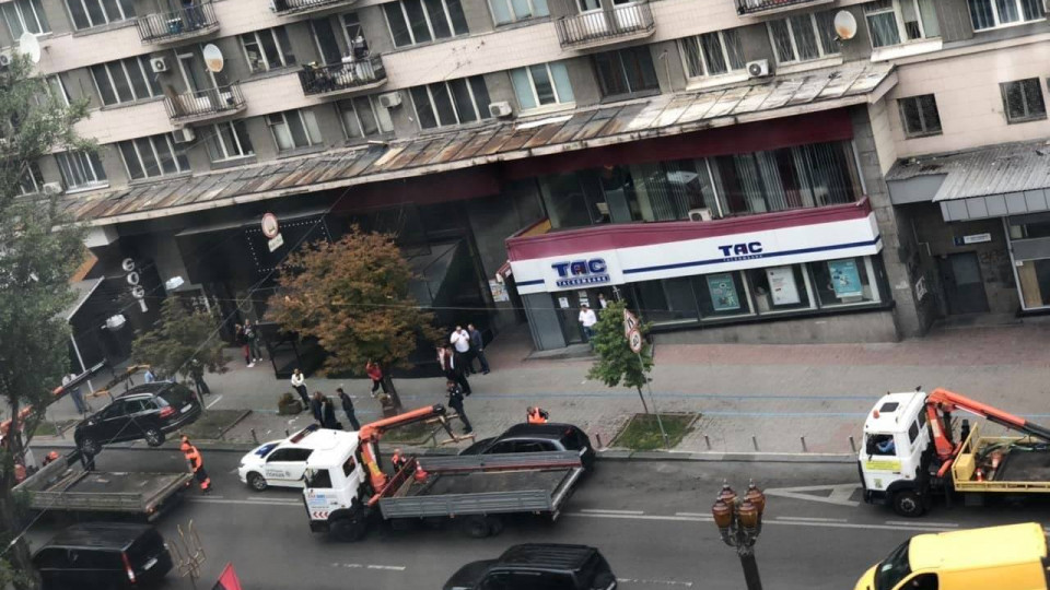 Киевлян начали штрафовать за нарушения правил парковки