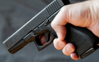 Россияне устроили жестокую драку на кладбище: появилось видео