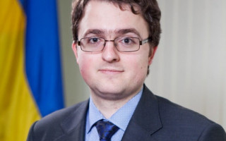 Зеленський представив постійного представника Президента України в АР Крим