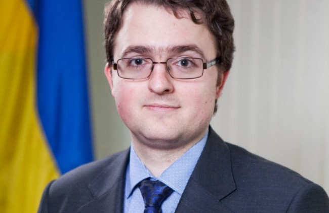 Зеленський представив постійного представника Президента України в АР Крим